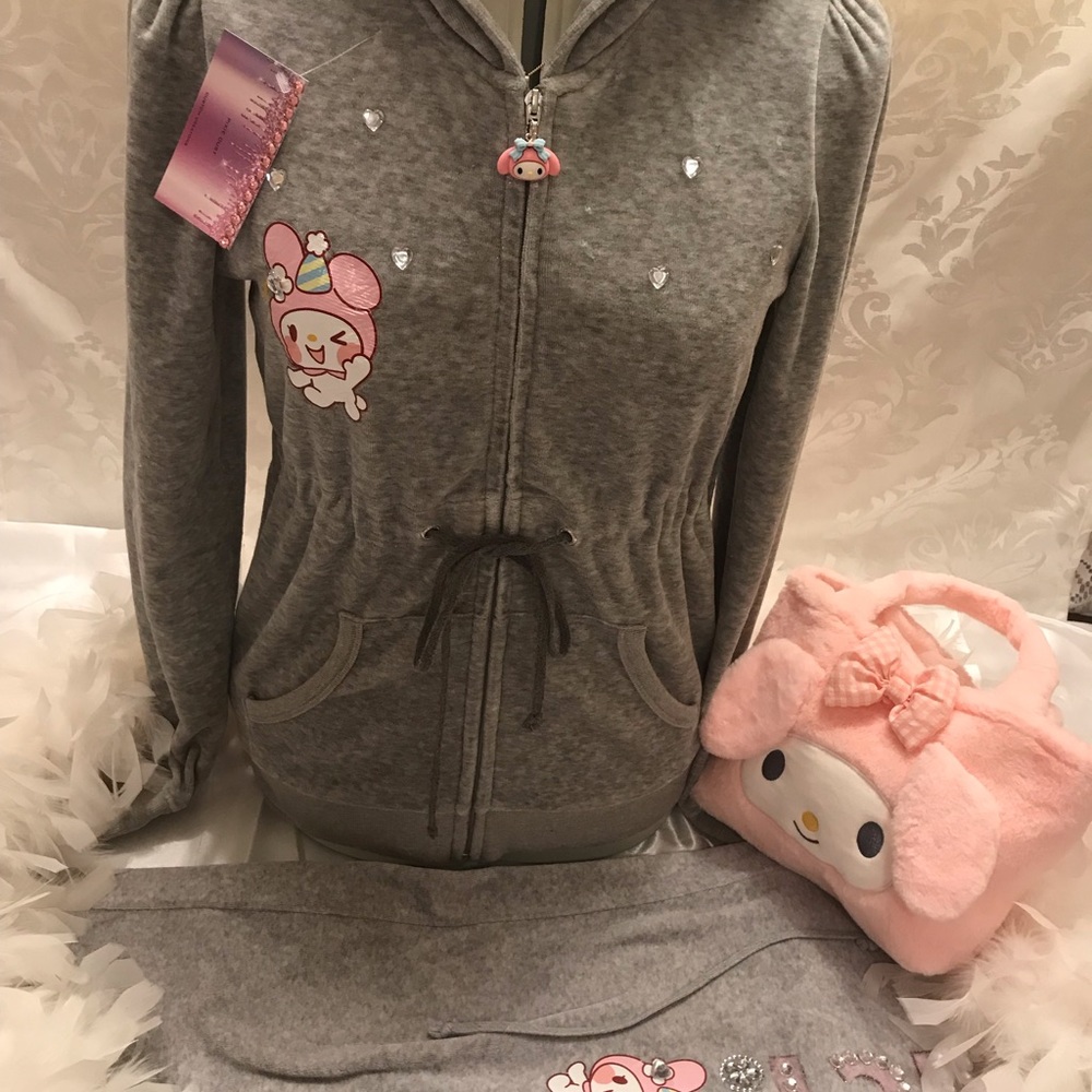 Adorable vintage y2k puff sleeve tracksuit with my melody and crystals💖 - Picture 3 of 16